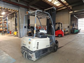 Three wheel front forklift Crown SC5340-1.6 - 4