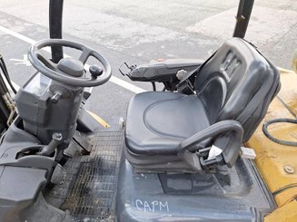 Four wheel front forklift Caterpillar GP30N - 14