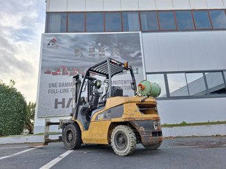 Four wheel front forklift Caterpillar GP30N - 4
