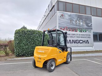 Four wheel front forklift Hangcha XE45i (CPD45-XEY2-SI)  - 4