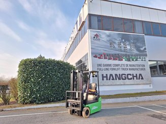Three wheel front forklift Hangcha X3W10-I (CPDS10-XD4-I)