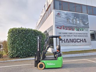 Three wheel front forklift Hangcha X3W10-I (CPDS10-XD4-I) - 2