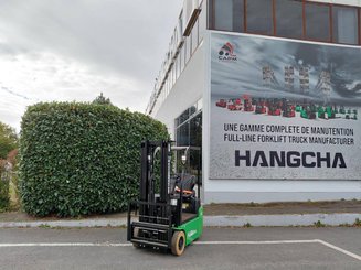 Three wheel front forklift Hangcha X3W10-I (CPDS10-XD4-I)
