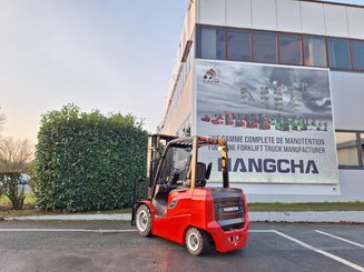 Four wheel front forklift Hangcha AE35