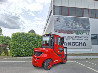 Four wheel front forklift Hangcha XF55D-2 - 4