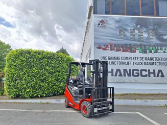 Four wheel front forklift Hangcha XF15G-2