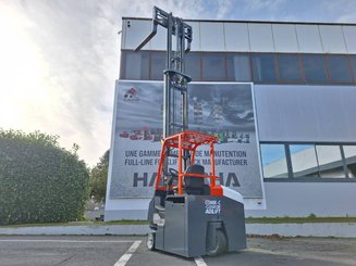 Four-way forklift Combilift C2500CBE