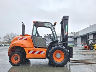 All-terrain forklift Ausa C400H