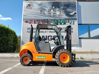 All-terrain forklift Ausa C150H