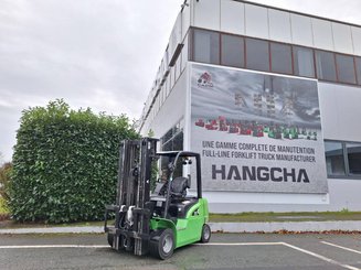 Four wheel front forklift Hangcha XC35i