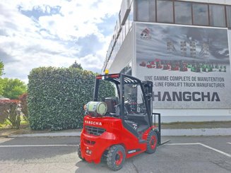 Four wheel front forklift Hangcha XF20G-2 - 4