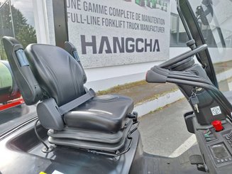 Four wheel front forklift Hangcha XF20G-2 - 14