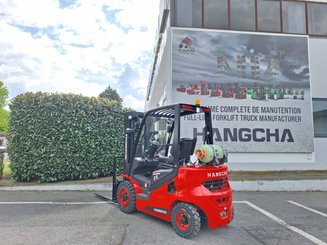 Four wheel front forklift Hangcha XF20G-2 - 3