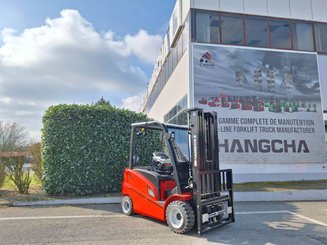 Four wheel front forklift Hangcha A4W35