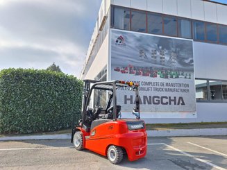 Four wheel front forklift Hangcha A4W35
