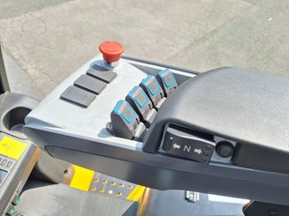Electric forklift truck Hangcha XE40Ci (CPD40-XEXY2-SI)