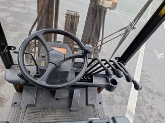 Three wheel front forklift Caterpillar EP16NT - 14