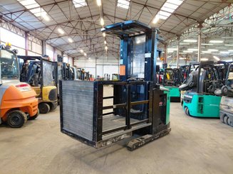 Man-up order picker Caterpillar NOH10N