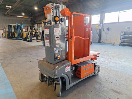 Vertical lift platform JLG TOUCAN DUO - 1