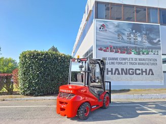 Four wheel front forklift Hangcha XF35D-2