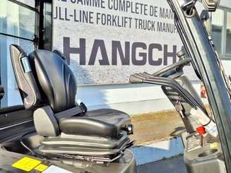 Four wheel front forklift Hangcha XF35D-2