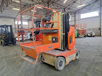 Vertical lift platform JLG TOUCAN 8E