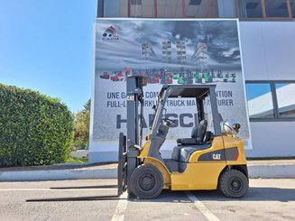 Four wheel front forklift Caterpillar GP25NT