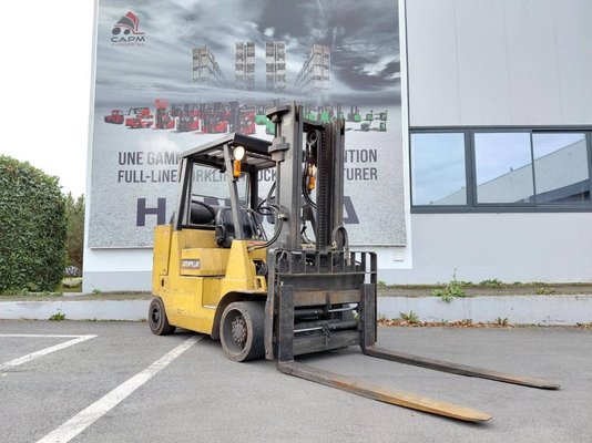 Four wheel front forklift Caterpillar GC55K - 1
