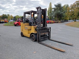 Four wheel front forklift Caterpillar GC55K
