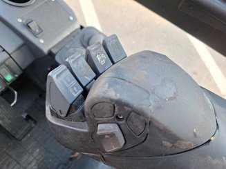 Four wheel front forklift Caterpillar GP35NT