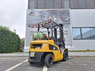 Four wheel front forklift Caterpillar GP25NT
