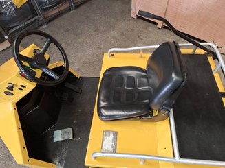 Tow tractor Charlatte TE206