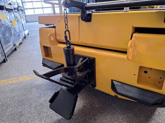 Tow tractor Charlatte TE206