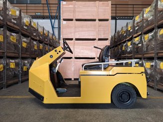 Tow tractor Charlatte TE206