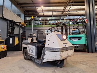 Tow tractor Spykstaal 306
