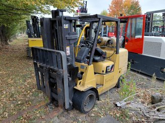 Four wheel front forklift Caterpillar GC55K
