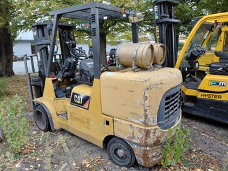 Four wheel front forklift Caterpillar GC55K - 2
