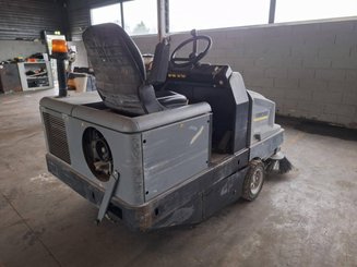 Walk-behind scrubber dryer Kärcher KM130/300