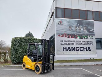 Four wheel front forklift Hangcha XE35i (CPD35-XEY2HA-SI)