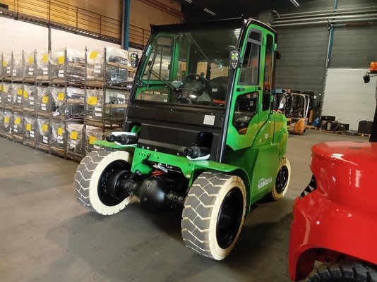 Four wheel front forklift Hangcha XC70i (CPD70-XCY2-SI) - 1