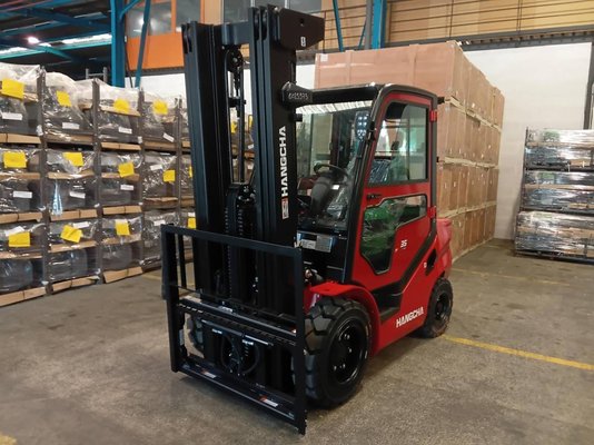 Four wheel front forklift Hangcha XF35D-2 (CPCD35-X2H7F1) - 1