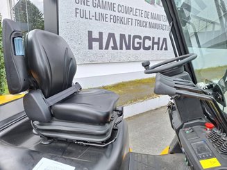 Four wheel front forklift Hangcha XE25i (CPD25-XEY2H-SI)