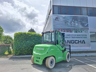 Four wheel front forklift Hangcha XC70i (CPD70-XCY2-SI) - 4