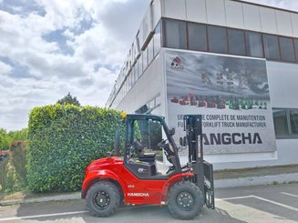 All-terrain forklift Hangcha TT25-4