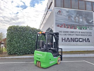 Three wheel front forklift Hangcha XC3-18i (CPDS18-XCC2G-SI)