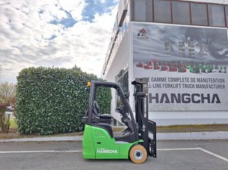 Three wheel front forklift Hangcha XC3-18i (CPDS18-XCC2G-SI)