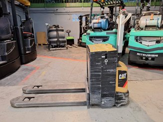 Pedestrian pallet truck Caterpillar NPP20N2E - 7
