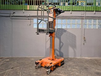 Vertical lift platform JLG POWER PICKER