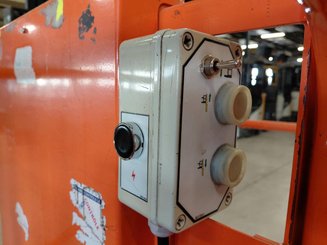 Vertical lift platform JLG TOUCAN DUO