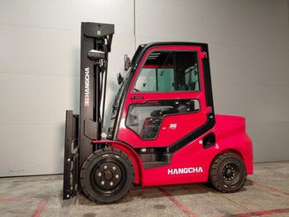 Four wheel front forklift Hangcha XF35D-2 (CPCD35-X2H7F1)